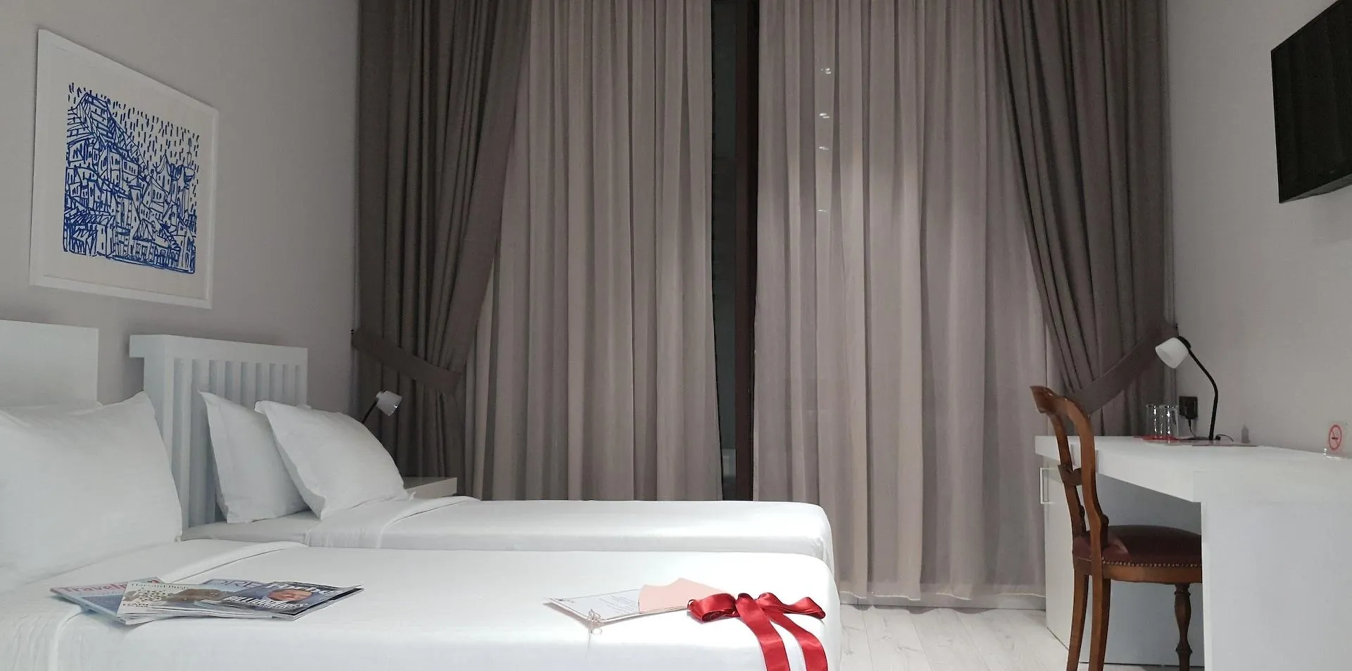 Metro Hotel تيرانا
